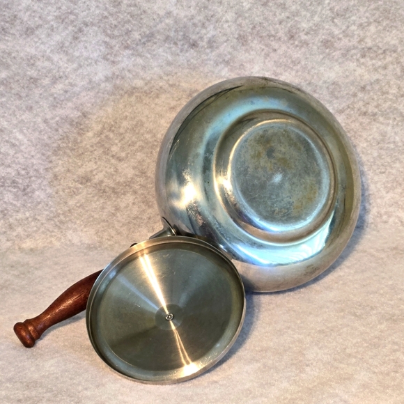 VTG 1970s Fondue Pot 7-inch Stainless Steel Pan with Wood Handle & Knob - Picture 3 of 5